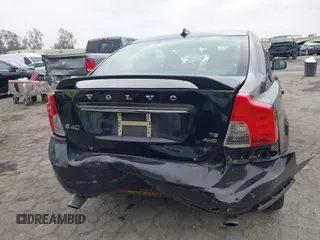 2010 Volvo S40 R-Design with VIN YV1672MH4A2488208, listed as a IAAI auction lot 41462415 with 125,665 mi miles. Bid and sale history available at carsss.com. Image 16.