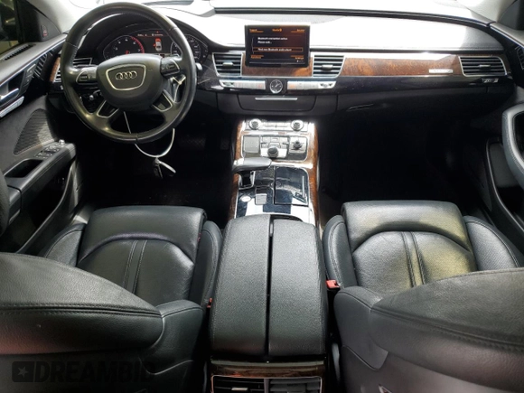 2015 Audi A8 4.0T z VIN WAU32AFD8FN001493, wystawiony jako Copart lot #57394315 z przebiegiem 120 464 mil mil oraz Szkoda całkowita • Salvage title. Historia ofert i sprzedaży dostępna na DreamBid. Obrazek 8.
