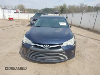 2015 Toyota Camry XLE z VIN 4T1BF1FK6FU944436, wystawiony jako IAAI lot #41884677 z przebiegiem 242 571 mil mil oraz . Historia ofert i sprzedaży dostępna na DreamBid. Obrazek 13.