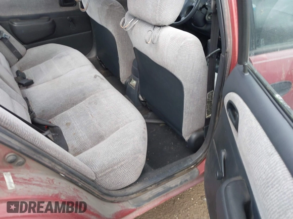 1997 Geo Prizm z VIN 1Y1SK5268VZ435011, wystawiony jako IAAI lot #41708659 z przebiegiem 179 316 mil mil oraz . Historia ofert i sprzedaży dostępna na DreamBid. Obrazek 8.