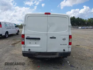 2014 Nissan NV S z VIN 1N6BF0KL4EN103105, wystawiony jako IAAI lot #42197998 z przebiegiem 337 550 mil mil oraz . Historia ofert i sprzedaży dostępna na DreamBid. Obrazek 16.