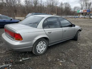 1999 Saturn SL with VIN 1G8ZK5271XZ174703, listed as a Copart auction lot 44570335 with 132,467 mi miles and Salvage Title. Bid and sale history available at carsss.com. Image 3.