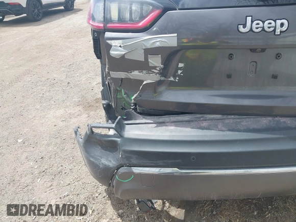 2020 Jeep Cherokee Limited с VIN 1C4PJLDB9LD529985, выставлен на аукционе IAAI как лот 42074723 с пробегом 93 765 миль миль и . История ставок и продаж доступна на DreamBid. Изображение 17.