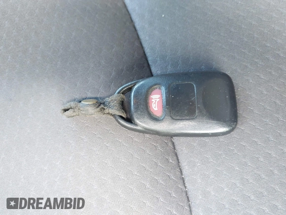 2013 Kia Sorento LX with VIN 5XYKTCA60DG403769, listed as a IAAI auction lot 42265980 with 215,013 mi miles and . Bid and sale history available at DreamBid. Image 11.