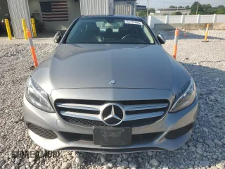 2015 Mercedes-Benz C 300 Luxury z VIN 55SWF4KB2FU007247, wystawiony jako Copart lot #64770405 z przebiegiem 116 452 mil mil oraz Czysty tytuł • Clean title. Historia ofert i sprzedaży dostępna na DreamBid. Obrazek 5.