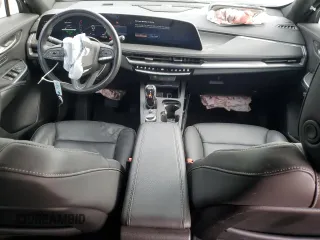 2024 Cadillac XT4 FWD Premium Luxury with VIN 1GYFZCR47RF126643, listed as a Copart auction lot 55529655 with 24,583 mi miles and Clean title. Bid and sale history available at DreamBid. Image 8.