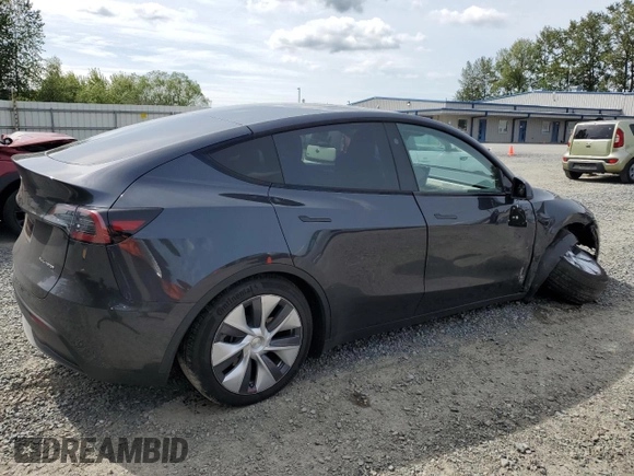 2024 Tesla Model Y Long Range z VIN 7SAYGDEE8RF986258, wystawiony jako Copart lot #58434275 z przebiegiem 59 934 mil mil oraz Szkoda całkowita • Salvage title. Historia ofert i sprzedaży dostępna na DreamBid. Obrazek 3.