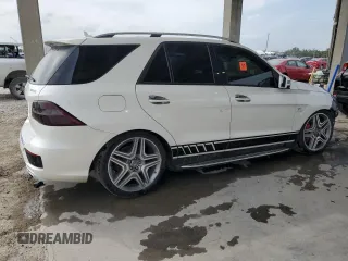 2014 Mercedes-Benz M 63 AMG z VIN 4JGDA7EB2EA272788, wystawiony jako Copart lot #49834825 z przebiegiem Nie podano mil oraz Czysty tytuł • Clean title. Historia ofert i sprzedaży dostępna na DreamBid. Obrazek 3.