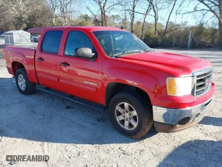 2011 GMC Sierra 1500 SLE with VIN 3GTP1VE06BG204611, listed as a IAAI auction lot 41670993 with 269,820 mi miles. Bid and sale history available at carsss.com. Image 1.