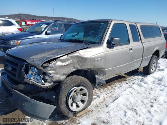 2005 Ford Ranger XL with VIN 1FTYR14U55PA92555, listed as a IAAI auction lot 41623095 with 131,488 mi miles. Bid and sale history available at carsss.com. Image 2.