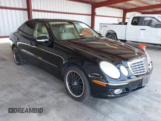 2007 Mercedes-Benz E 350 z VIN WDBUF56X07A994606, wystawiony jako IAAI lot #42427131 z przebiegiem 196 225 mil mil oraz . Historia ofert i sprzedaży dostępna na DreamBid. Obrazek 1.
