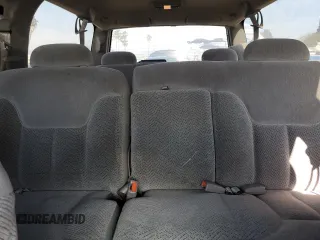 1999 Chevrolet Suburban with VIN 3GNEC16RXXG254126, listed as a Copart auction lot 52051405 with 113,554 mi miles and Clean title. Bid and sale history available at DreamBid. Image 10.