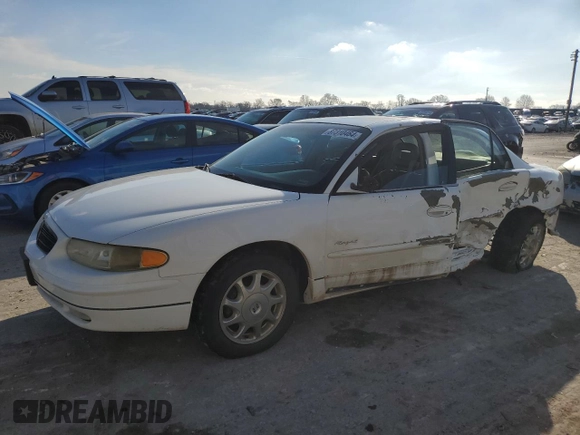 1998 Buick Regal GS with VIN 2G4WF5218W1553273, listed as a Copart auction lot 87310464 with 141,356 mi miles and Salvage Title. Bid and sale history available at carsss.com. Image 1.