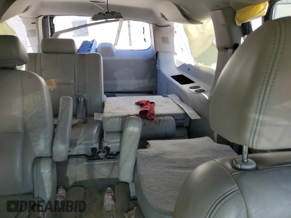 2007 Chevrolet Suburban LT with VIN 1GNFK16397J218901, listed as a Copart auction lot 55695095 with 301,359 mi miles and Non Repairable. Bid and sale history available at DreamBid. Image 10.