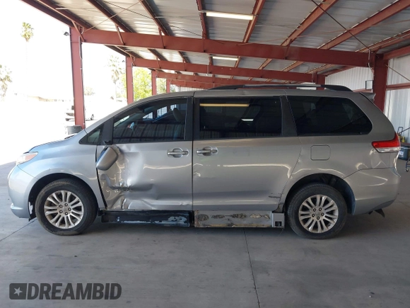 2011 Toyota Sienna XLE AAS with VIN 5TDYK3DC0BS107522, listed as a IAAI auction lot 42207305 with 171,857 mi miles and . Bid and sale history available at DreamBid. Image 14.