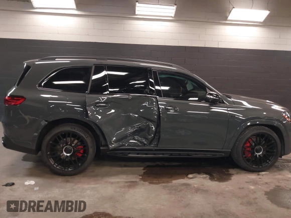 2025 Mercedes-Benz GLS 63 AMG with VIN 4JGFF8KE2SB318849, listed as a IAAI auction lot 41427082 with 442 mi miles and . Bid and sale history available at DreamBid. Image 6.