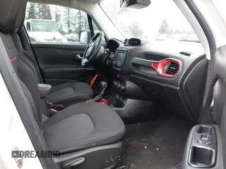 2017 Jeep Renegade Trailhawk с VIN ZACCJBCB6HPE79727, выставлен на аукционе IAAI как лот 41851367 с пробегом 90 645 миль миль и . История ставок и продаж доступна на DreamBid. Изображение 5.
