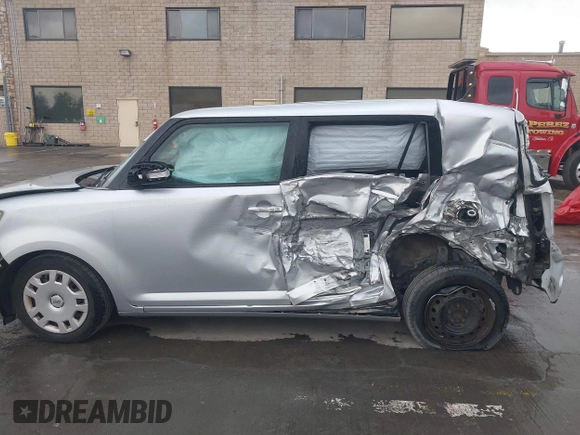 2010 Scion xB z VIN JTLZE4FE9A1110922, wystawiony jako IAAI lot #41761378 z przebiegiem 89 000 mil mil oraz . Historia ofert i sprzedaży dostępna na DreamBid. Obrazek 14.