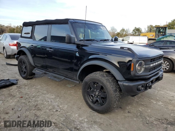 2022 Ford Bronco with VIN 1FMDE5BH0NLB86904, listed as a Copart auction lot 42948115 with 38,438 mi miles and Non Repairable. Bid and sale history available at DreamBid. Image 4.