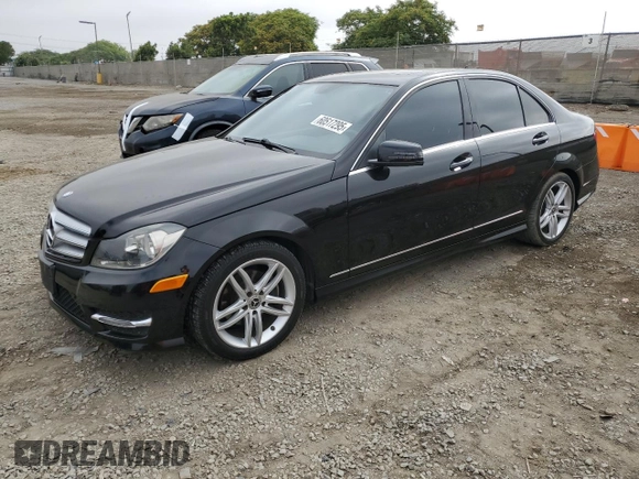 2013 Mercedes-Benz C 250 Sport с VIN WDDGF4HB1DA859663, выставлен на аукционе Copart как лот 60517295 с пробегом 80 699 миль миль и Списание • Salvage title. История ставок и продаж доступна на DreamBid. Изображение 1.