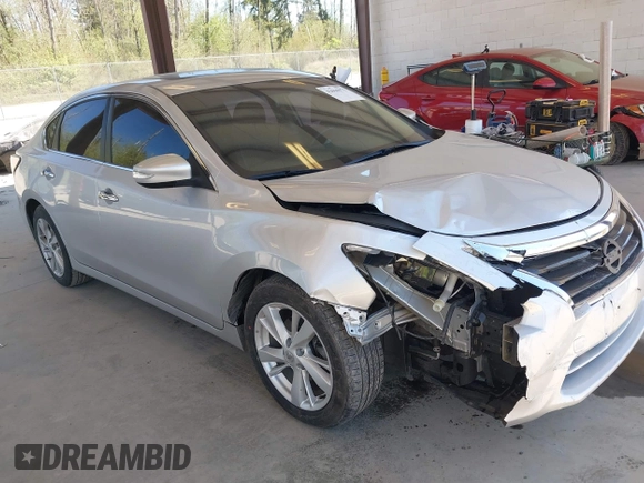 2014 Nissan Altima S with VIN 1N4AL3AP3EC187013, listed as a IAAI auction lot 42066971 with 96,567 mi miles and . Bid and sale history available at carsss.com. Image 1.
