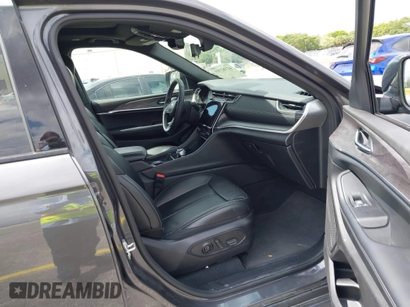2024 Jeep Grand Cherokee Limited with VIN 1C4RJKBG7R8602211, listed as a IAAI auction lot 42182703 with 14,988 mi miles and . Bid and sale history available at DreamBid. Image 5.