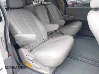 2014 Toyota Sienna XLE with VIN 5TDYK3DC2ES485846, listed as a IAAI auction lot 41693092 with 106,156 mi miles and . Bid and sale history available at DreamBid. Image 8.