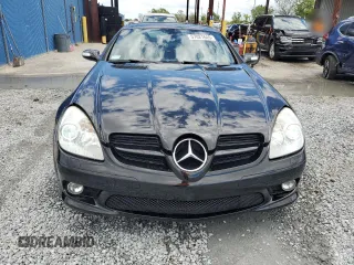 2006 Mercedes-Benz SLK 350 with VIN WDBWK56F96F106593, listed as a Copart auction lot 57021645 with 103,015 mi miles and Salvage title. Bid and sale history available at DreamBid. Image 5.