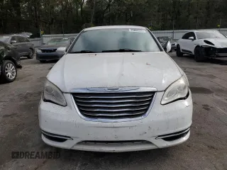 2012 Chrysler 200 LX with VIN 1C3CCBAB9CN273286, listed as a Copart auction lot 79868924 with 293,268 mi miles and Salvage Title. Bid and sale history available at DreamBid. Image 5.