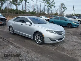 2016 Lincoln MKZ with VIN 3LN6L2G93GR616914, listed as a IAAI auction lot 41346538 with 180,381 mi miles and . Bid and sale history available at DreamBid. Image 1.