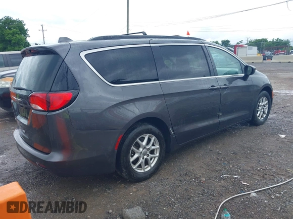 2020 Chrysler Voyager LXi z VIN 2C4RC1DG8LR197537, wystawiony jako IAAI lot #42363819 z przebiegiem 163 779 mil mil oraz . Historia ofert i sprzedaży dostępna na DreamBid. Obrazek 4.