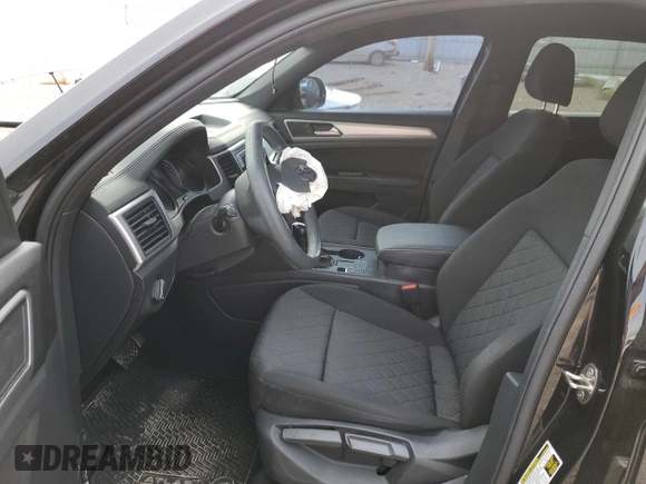 2020 Volkswagen Atlas S with VIN 1V2AC2CA9LC215678, listed as a Copart auction lot 74566104 with 60,062 mi miles and Salvage title. Bid and sale history available at DreamBid. Image 7.