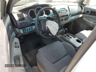 2005 Toyota Tacoma PreRunner z VIN 5TETU62N35Z035331, wystawiony jako Copart lot #55349105 z przebiegiem 615 793 mil mil oraz Szkoda całkowita • Salvage title. Historia ofert i sprzedaży dostępna na DreamBid. Obrazek 8.
