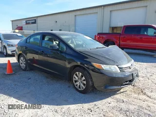 2012 Honda Civic LX z VIN 2HGFB2F56CH576213, wystawiony jako IAAI lot #41686827 z przebiegiem 127 327 mil mil oraz . Historia ofert i sprzedaży dostępna na DreamBid. Obrazek 1.