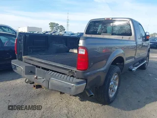 2008 Ford Super Duty F-250 SRW XL with VIN 1FTSX21518EC34074, listed as a IAAI auction lot 41899503 with 110,003 mi miles. Bid and sale history available at carsss.com. Image 4.