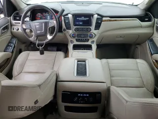 2016 GMC Yukon Denali with VIN 1GKS2CKJ8GR271098, listed as a Copart auction lot 42983315 with 109,582 mi miles and Salvage Title. Bid and sale history available at carsss.com. Image 8.
