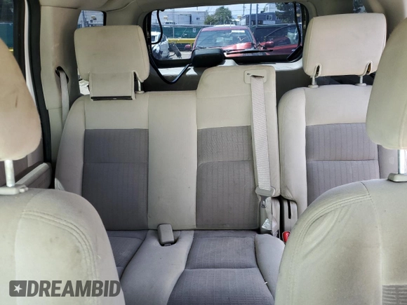 2007 Ford Explorer XLT z VIN 1FMEU73E07UB03959, wystawiony jako Copart lot #62706665 z przebiegiem 199 833 mil mil oraz Nie do naprawy • Non repairable. Historia ofert i sprzedaży dostępna na DreamBid. Obrazek 10.