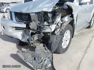 2012 Nissan Pathfinder SV with VIN 5N1AR1NN6CC639762, listed as a IAAI auction lot 41722242 with 166,175 mi miles. Bid and sale history available at carsss.com. Image 6.