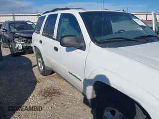 2002 Chevrolet TrailBlazer LTZ with VIN 1GNDT13S122484724, listed as a IAAI auction lot 41855912 with 216,783 mi miles and . Bid and sale history available at DreamBid. Image 6.