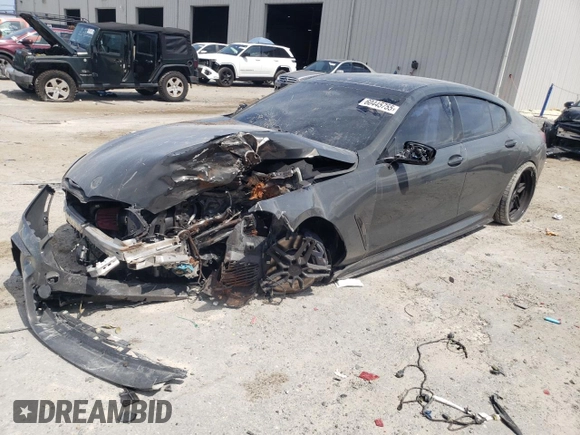 2021 BMW 8 Series M850i with VIN WBAGV8C00MCG65804, listed as a Copart auction lot 60445755 with 37,045 mi miles and Clean title. Bid and sale history available at DreamBid. Image 1.