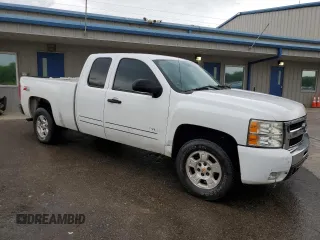 2009 Chevrolet Silverado 1500 LT with VIN 1GCEK29059Z137569, listed as a Copart auction lot 54386425 with 363,955 mi miles and Clean Title. Bid and sale history available at carsss.com. Image 4.