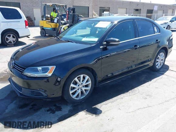 2013 Volkswagen Jetta SE with VIN 3VWDP7AJ4DM423726, listed as a IAAI auction lot 42269121 with 123,073 mi miles and . Bid and sale history available at DreamBid. Image 17.
