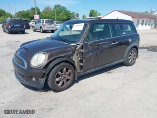 2008 MINI Cooper Clubman S with VIN WMWMM335X8TP87223, listed as a IAAI auction lot 41886896 with 140,922 mi miles. Bid and sale history available at carsss.com. Image 17.