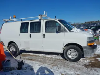 2019 Chevrolet Express Cargo Van with VIN 1GCWGAFP2K1165836, listed as a IAAI auction lot 41413698 with 139,469 mi miles. Bid and sale history available at carsss.com. Image 13.