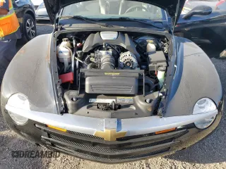 2004 Chevrolet SSR LS z VIN 1GCES14P64B108386, wystawiony jako Copart lot #76100334 z przebiegiem Nie podano mil oraz Szkody całkowita. Historia ofert i sprzedaży dostępna na DreamBid. Obrazek 11.