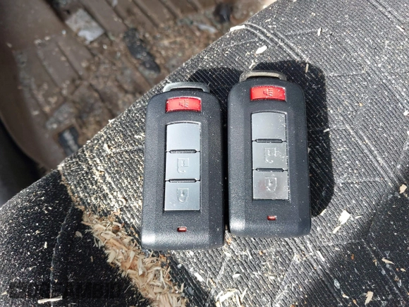 2021 Mitsubishi Outlander ES z VIN JA4ARUAU5MU007604, wystawiony jako IAAI lot #42241086 z przebiegiem 471 mil mil oraz . Historia ofert i sprzedaży dostępna na DreamBid. Obrazek 11.