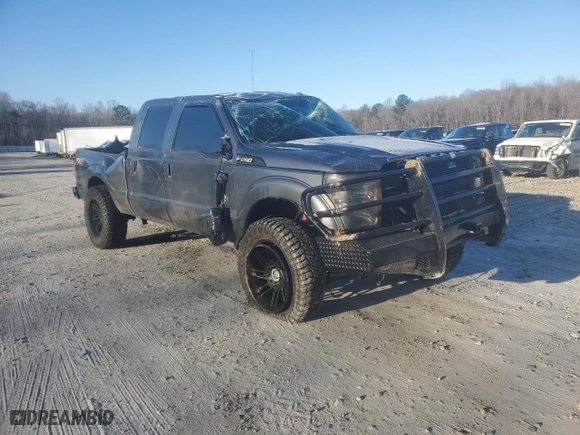 2015 Ford Super Duty F-250 SRW Lariat with VIN 1FT7W2BT3FEA37765, listed as a Copart auction lot 89349985 with 272,697 mi miles and Salvage Title. Bid and sale history available at carsss.com. Image 4.