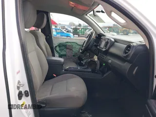2016 Toyota Tacoma SR with VIN 5TFRX5GN0GX071038, listed as a IAAI auction lot 41176395 with 160,803 mi miles and . Bid and sale history available at DreamBid. Image 5.