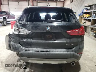 2018 BMW X1 xDrive28i with VIN WBXHT3C37J5L30341, listed as a Copart auction lot 42691505 with 84,523 mi miles and Salvage Title. Bid and sale history available at carsss.com. Image 6.