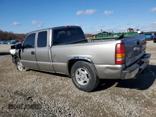 2002 Chevrolet Silverado 1500 LS with VIN 2GCEC19V121194904, listed as a Copart auction lot 84408904 with 266,795 mi miles and Salvage Title. Bid and sale history available at DreamBid. Image 2.